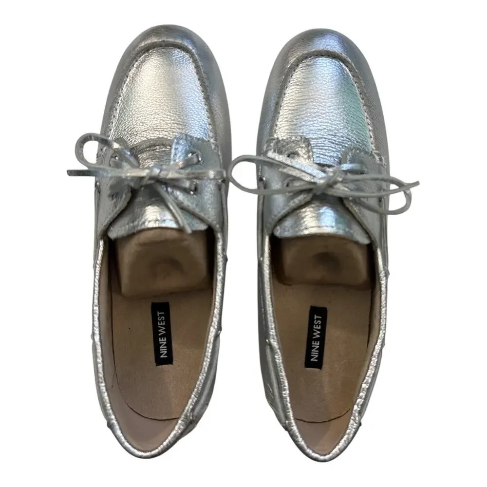 Nine West Women's Yacht Slip-On Boat Shoes Silver Leather Size 9 1/2 Loafers